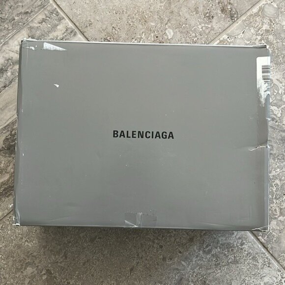 NWT Balenciaga Triple S Clear Sole Chunky Sneakers in Mint, Size 41 New in Box - Picture 11 of 13